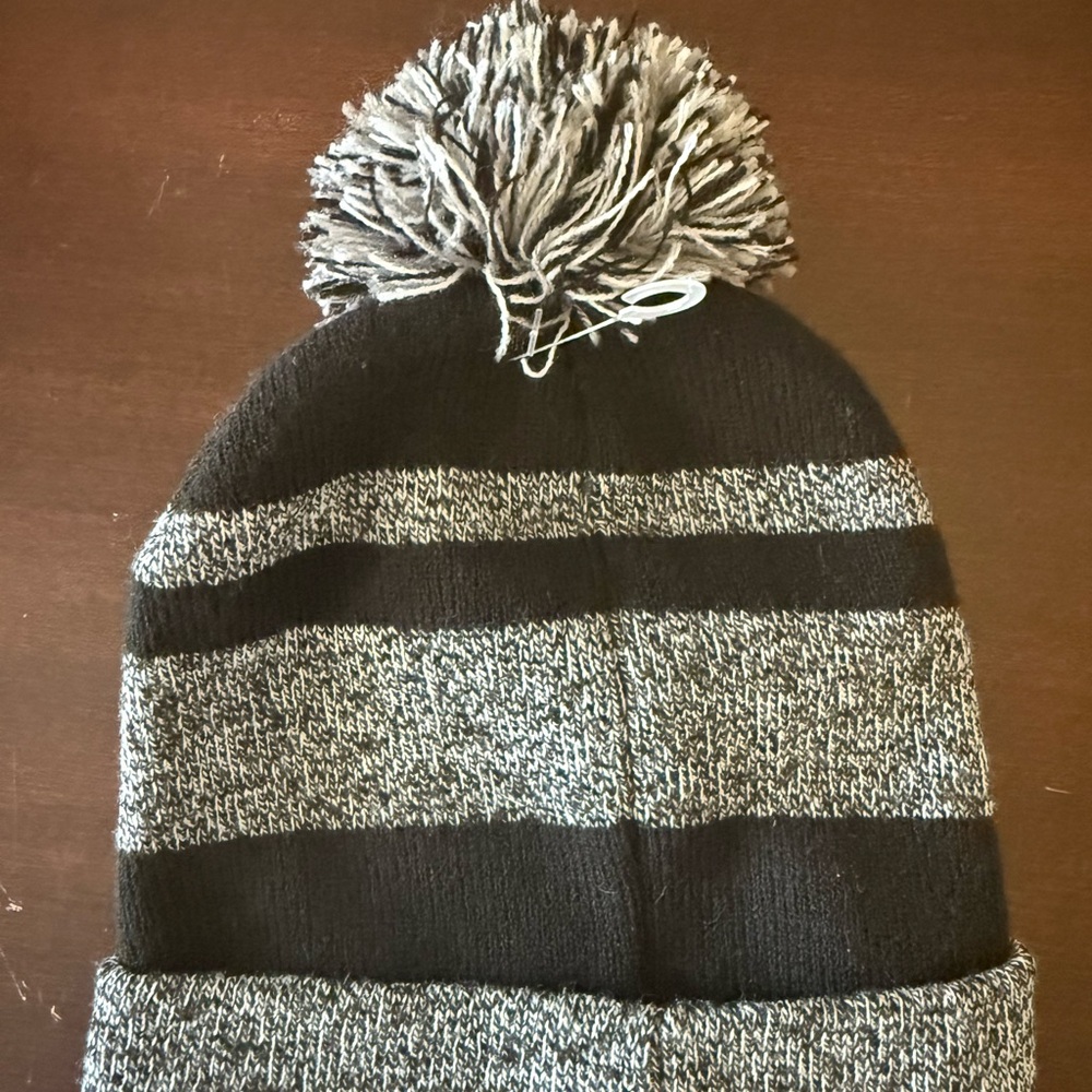 Black and Gray Striped Pom-Pom Beanie. Capelli New York Size Small/Medium Winter
